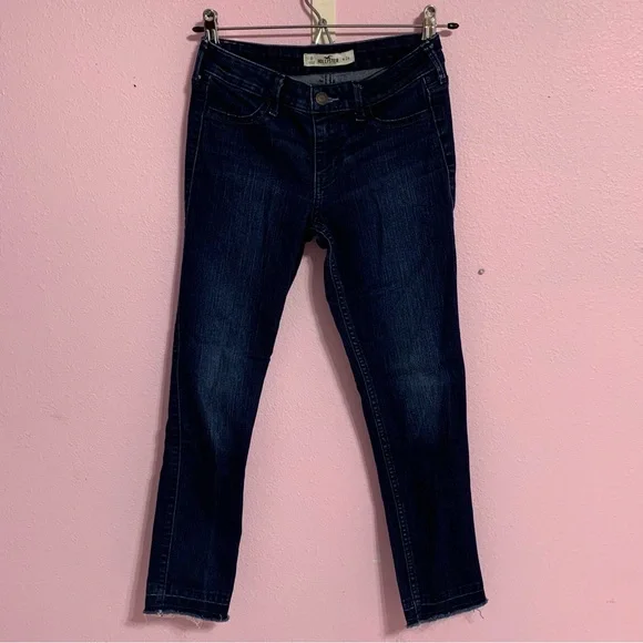 Hollister Deep Indigo Skinny Jeans 0 - Picture 2 of 7